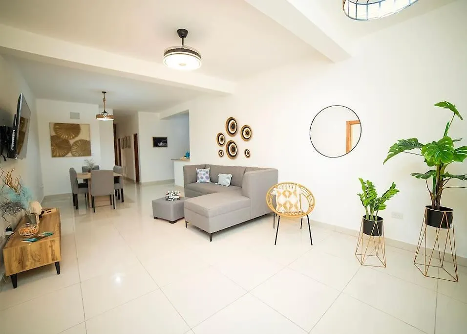 Contactos de Divine Stay 3 Bedroom One Minute From The Beach On The Malecon